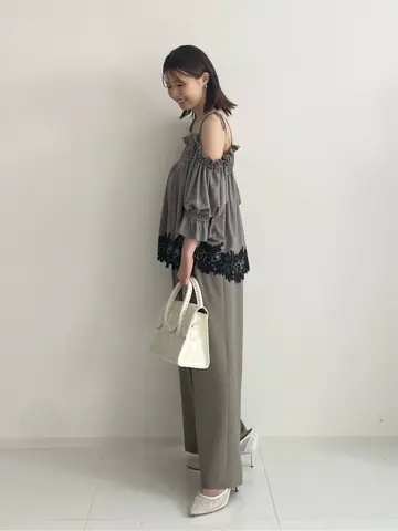 GRACE CONTINENTAL minami コーディネート画像