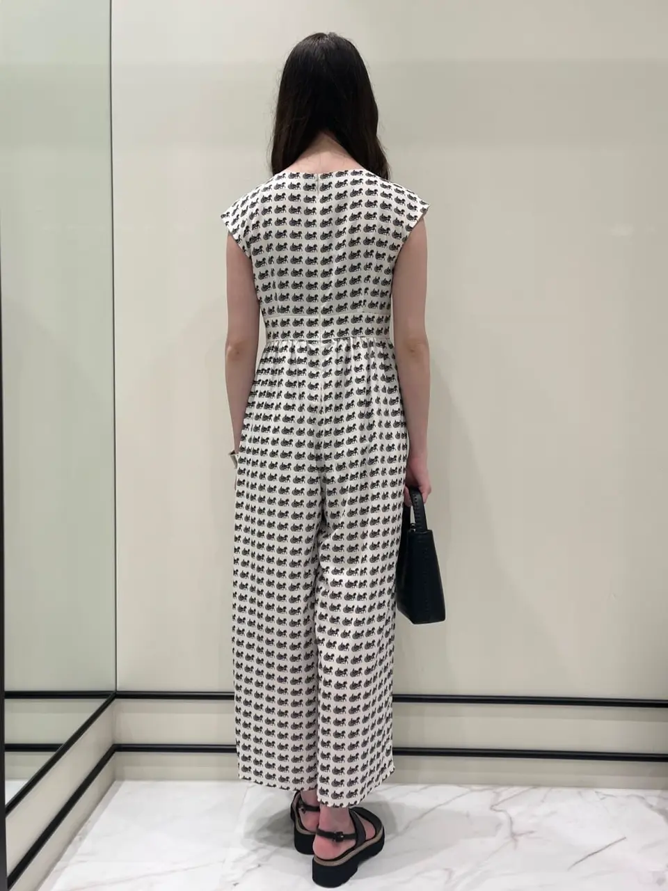 GRACE CONTINENTAL Hotei コーディネート画像