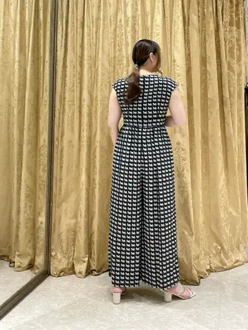 GRACE CONTINENTAL 泉　敦子 コーディネート画像