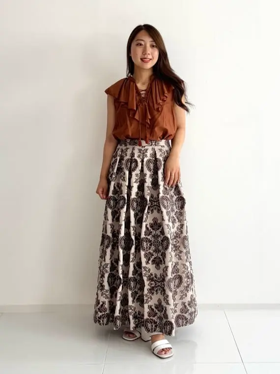 GRACE CONTINENTAL HIGASHIGAWA.R コーディネート画像