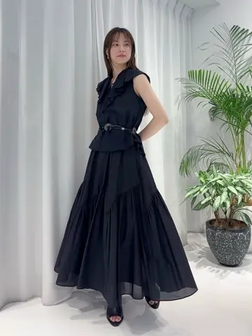 GRACE CONTINENTAL Hikaru Okada コーディネート画像