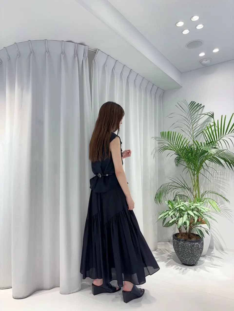 GRACE CONTINENTAL Hikaru Okada コーディネート画像