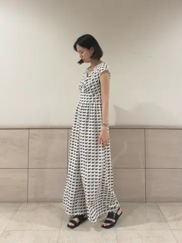 GRACE CONTINENTAL 伊藤　静華 コーディネート画像