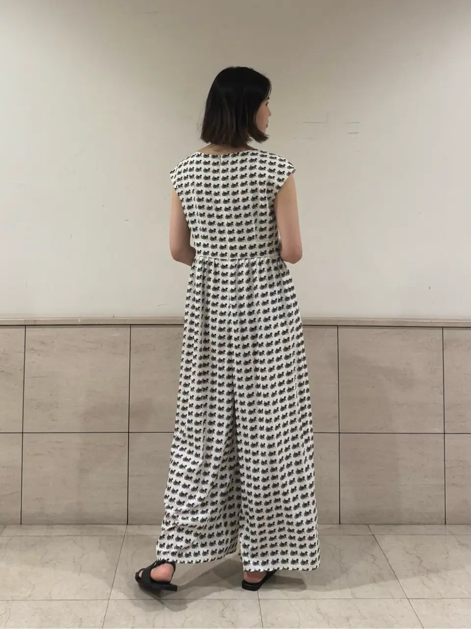 GRACE CONTINENTAL 伊藤　静華 コーディネート画像