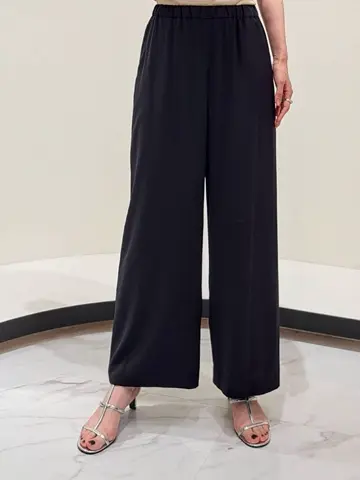 GRACE CONTINENTAL 今野　志保 コーディネート画像