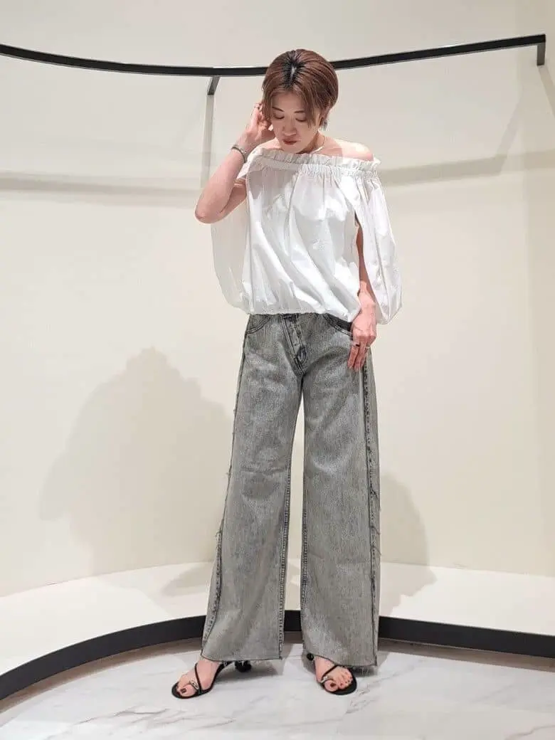 GRACE CONTINENTAL 今野　志保 コーディネート画像