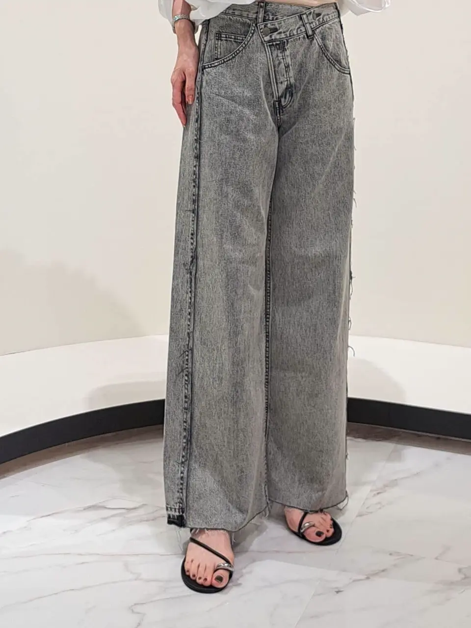 GRACE CONTINENTAL 今野　志保 コーディネート画像