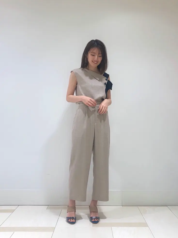 GRACE CONTINENTAL minami コーディネート画像