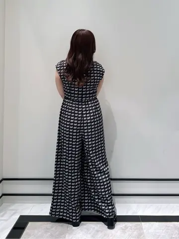 GRACE CONTINENTAL MOMOKO コーディネート画像