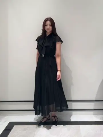 GRACE CONTINENTAL MOMOKO コーディネート画像