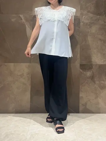 GRACE CONTINENTAL 穐山　香織 コーディネート画像