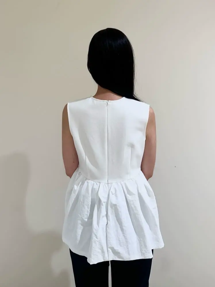 GRACE CONTINENTAL 髙田　美衣 コーディネート画像