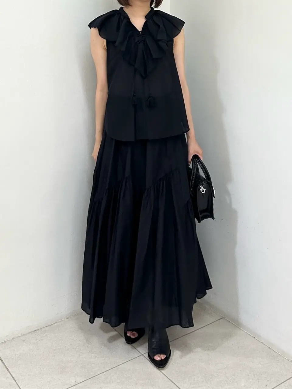 GRACE CONTINENTAL MORITA AI コーディネート画像