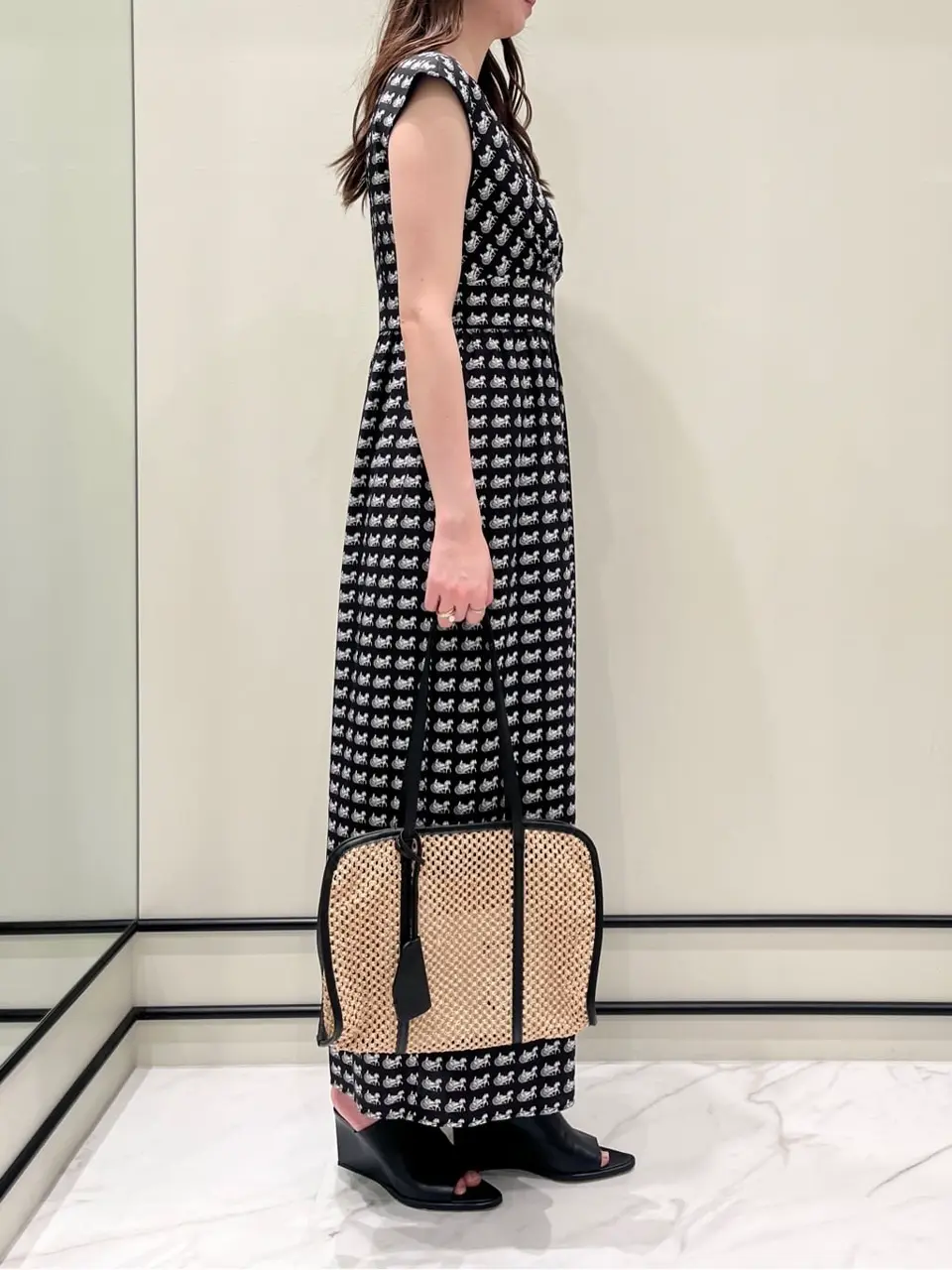 GRACE CONTINENTAL Hotei コーディネート画像