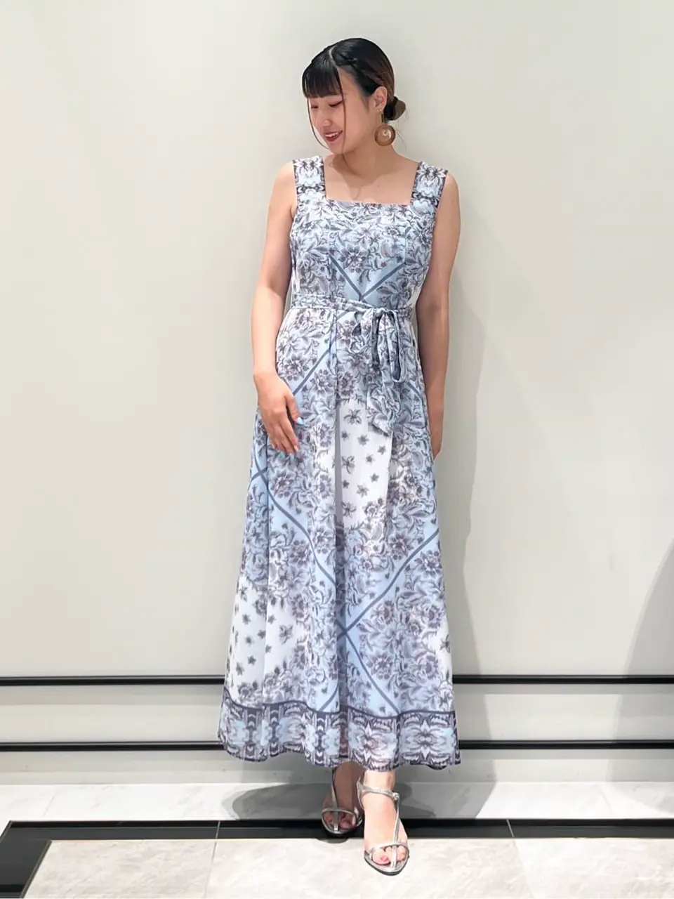 GRACE CONTINENTAL CHISAKO.S コーディネート画像