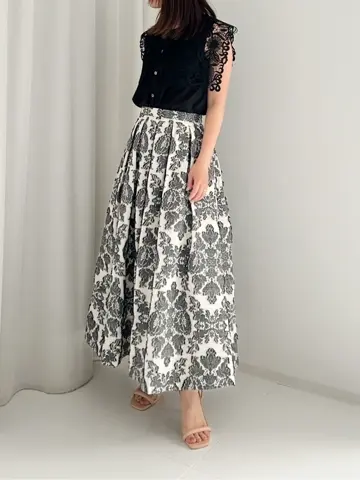 GRACE CONTINENTAL 古川温子 コーディネート画像