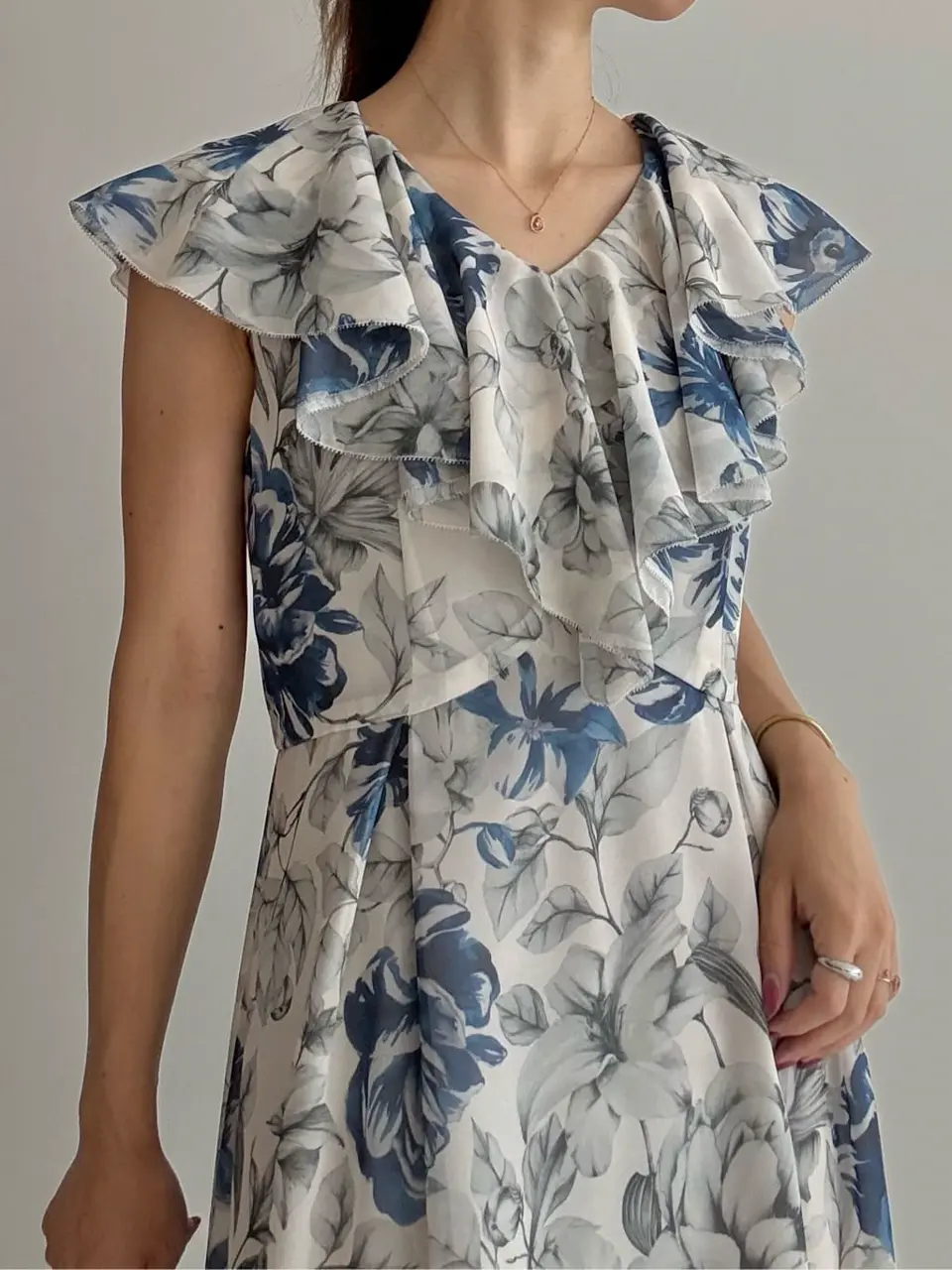 GRACE CONTINENTAL FUKUSHIMA YURIE コーディネート画像