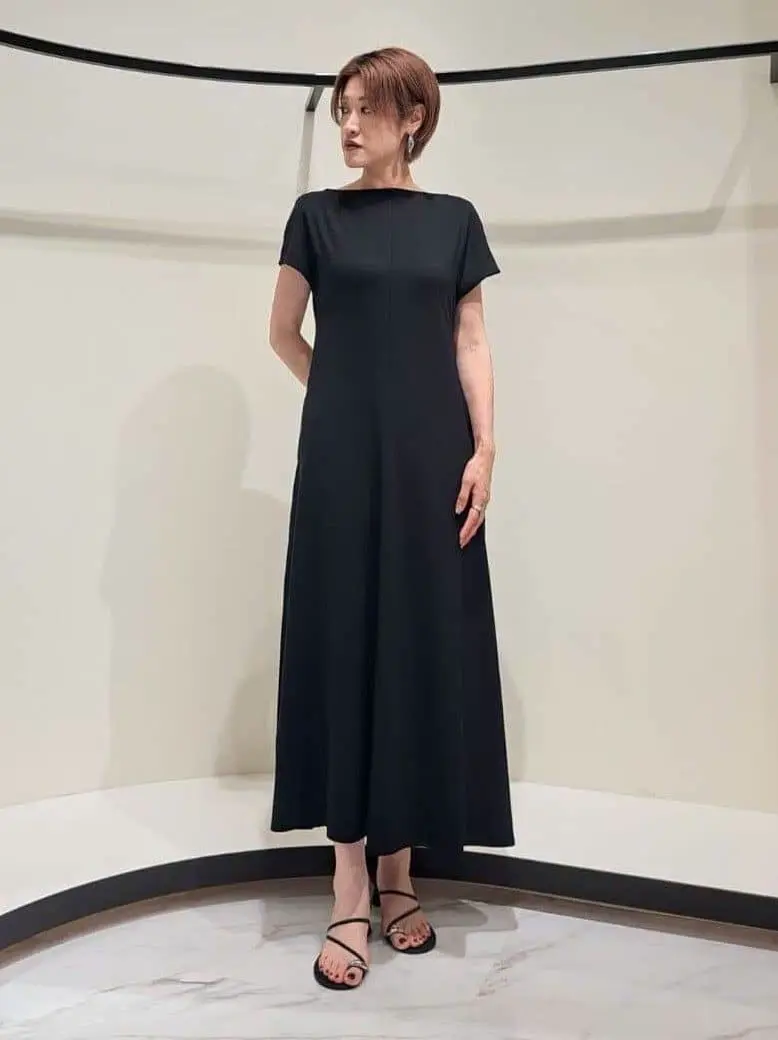 GRACE CONTINENTAL 今野　志保 コーディネート画像