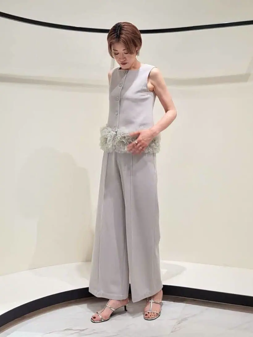 GRACE CONTINENTAL 今野　志保 コーディネート画像