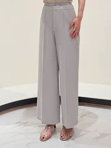 GRACE CONTINENTAL 今野　志保 コーディネート画像