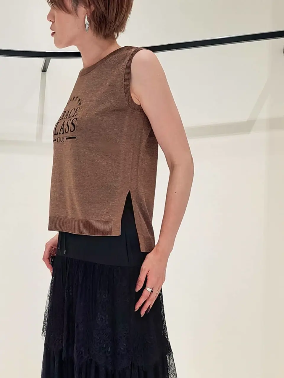 GRACE CONTINENTAL 今野　志保 コーディネート画像