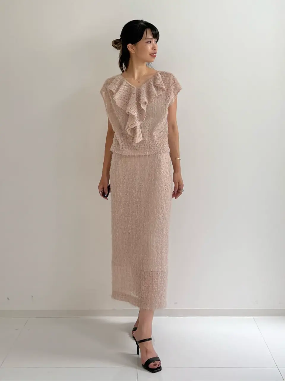 GRACE CONTINENTAL FUKUSHIMA YURIE コーディネート画像