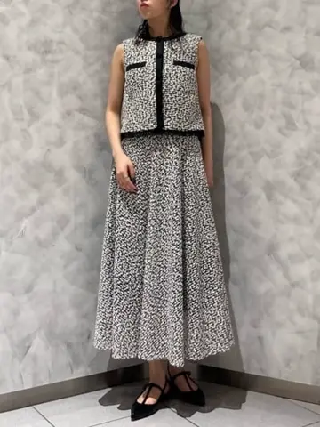 GRACE CONTINENTAL OZAWA コーディネート画像