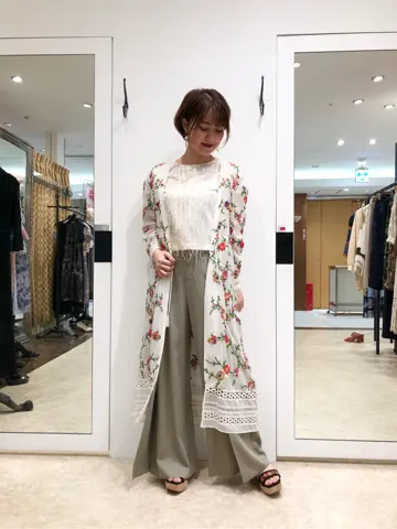 GRACE CONTINENTAL ebata. コーディネート画像