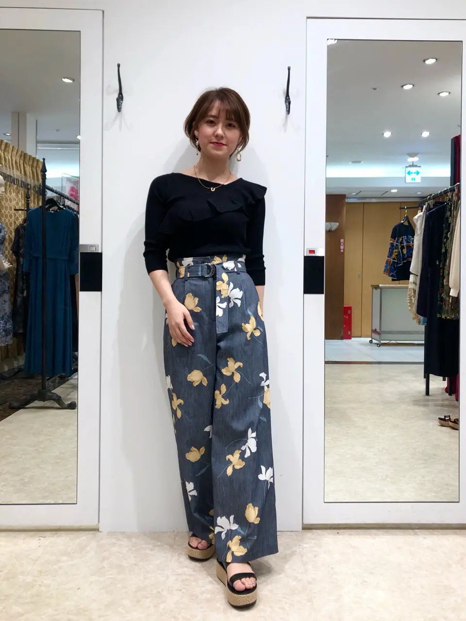 GRACE CONTINENTAL ebata. コーディネート画像