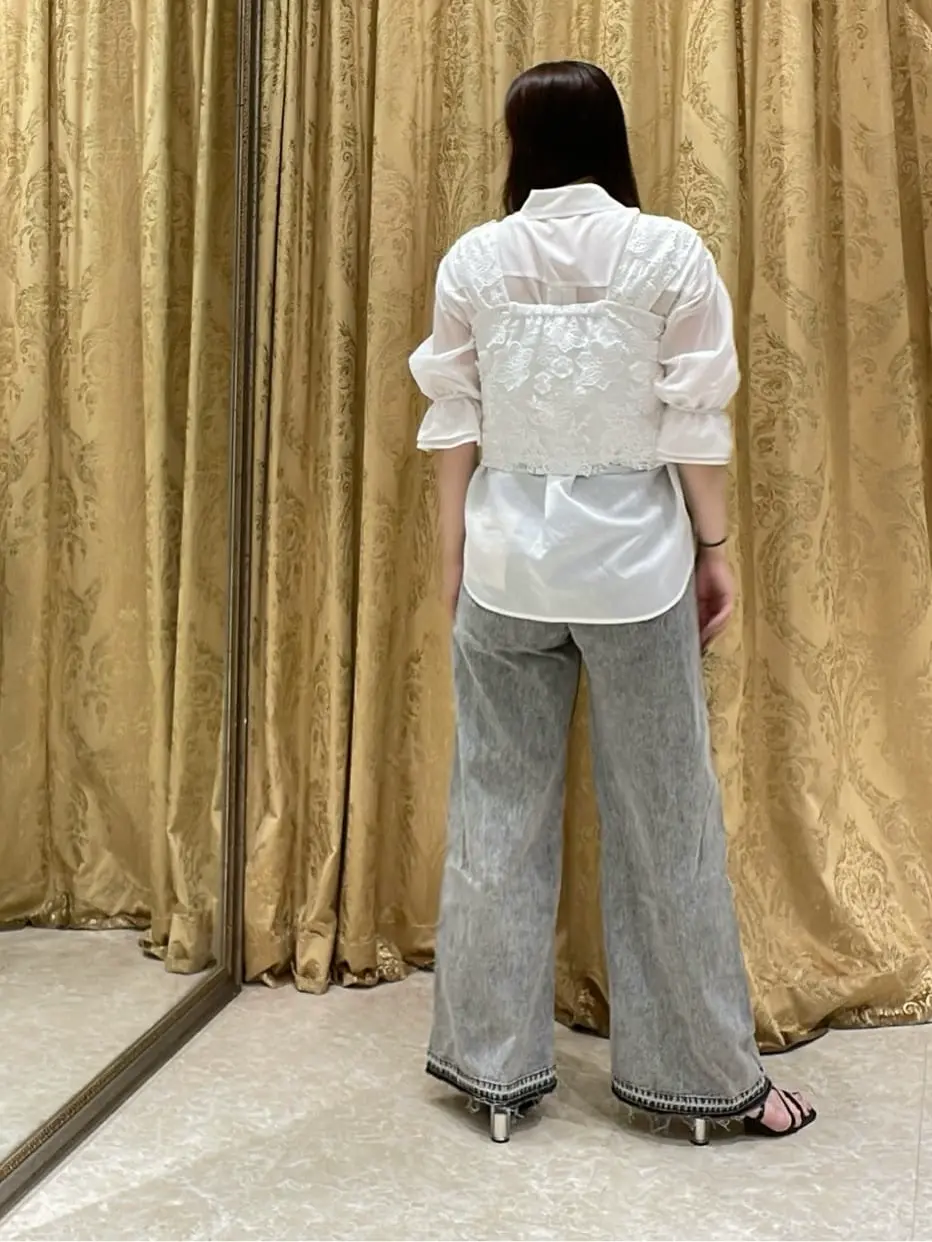 GRACE CONTINENTAL 泉　敦子 コーディネート画像