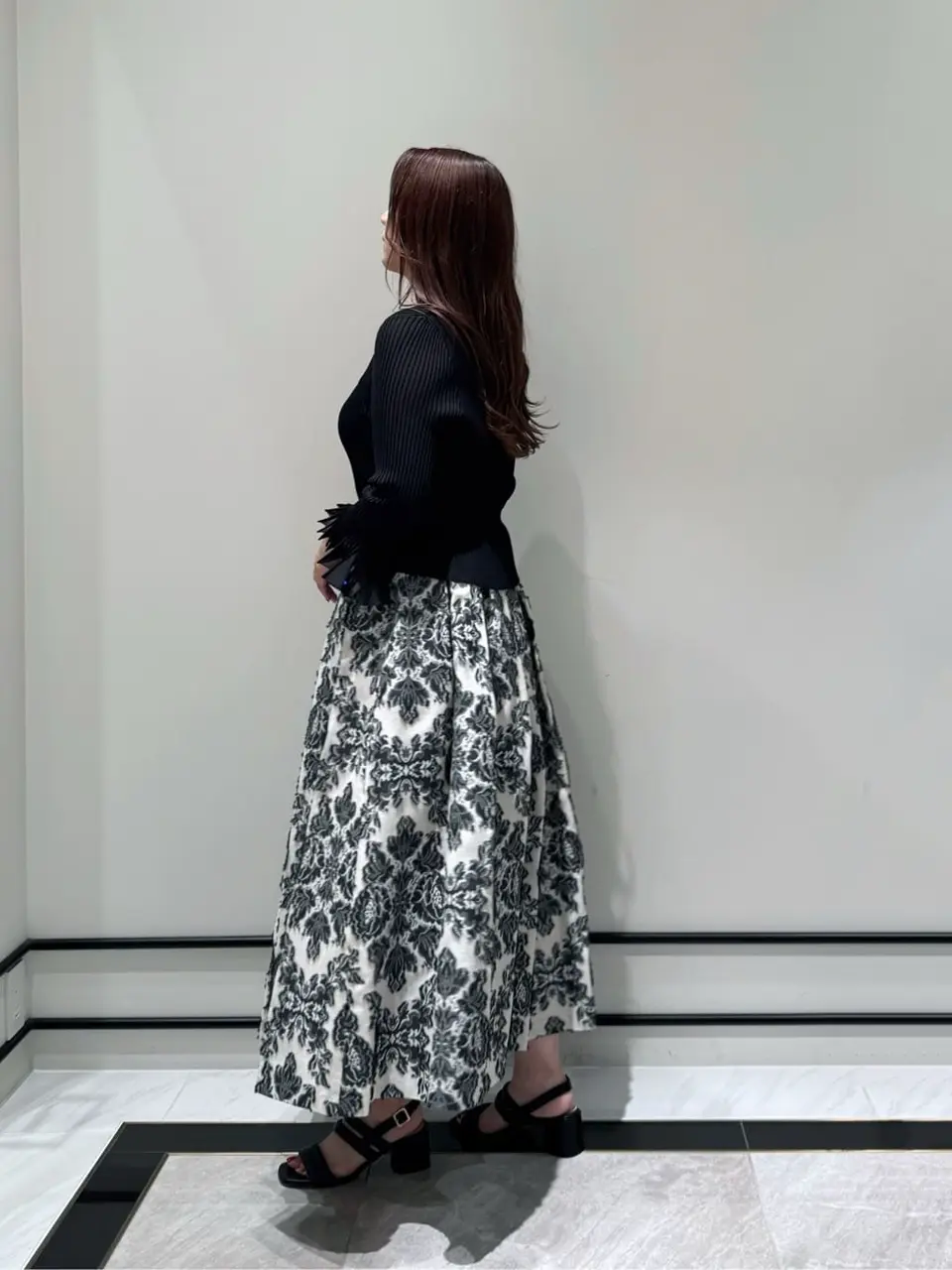 GRACE CONTINENTAL MOMOKO コーディネート画像