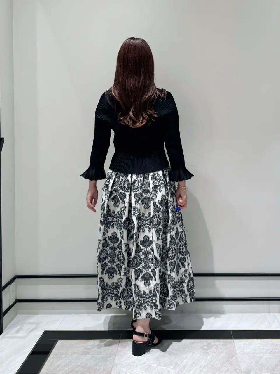 GRACE CONTINENTAL MOMOKO コーディネート画像