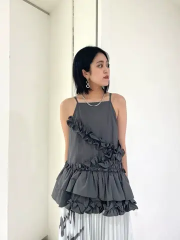 GRACE CONTINENTAL yoshi コーディネート画像