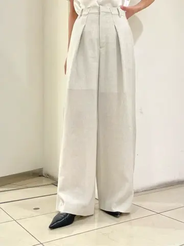 GRACE CONTINENTAL yoshi コーディネート画像