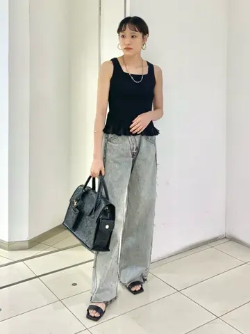 GRACE CONTINENTAL haruka iwasaki コーディネート画像