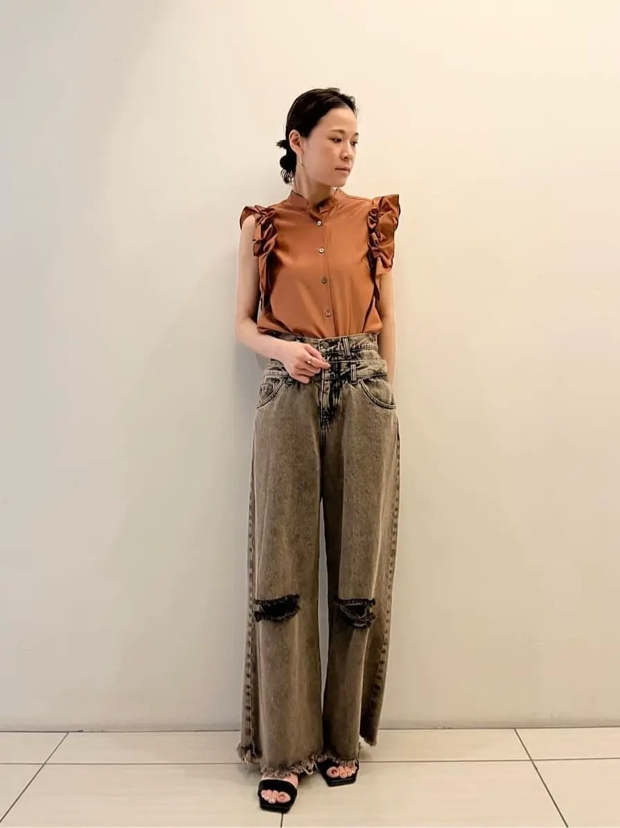 GRACE CONTINENTAL 亀田 未希 コーディネート画像