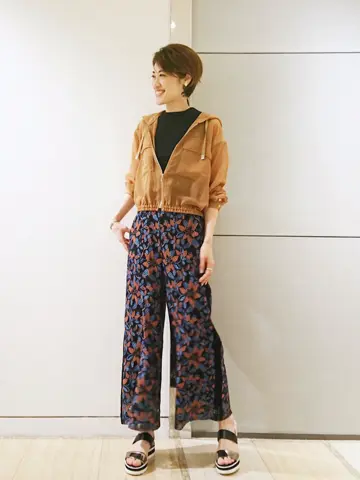 GRACE CONTINENTAL 今野　志保 コーディネート画像