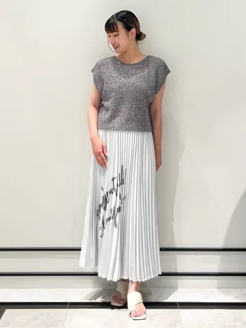 GRACE CONTINENTAL CHISAKO.S コーディネート画像