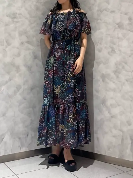 GRACE CONTINENTAL OZAWA コーディネート画像