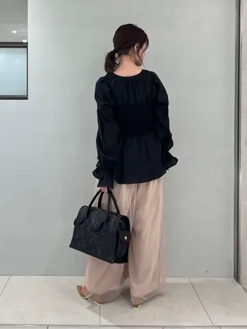 GRACE CONTINENTAL A.Kameyama コーディネート画像