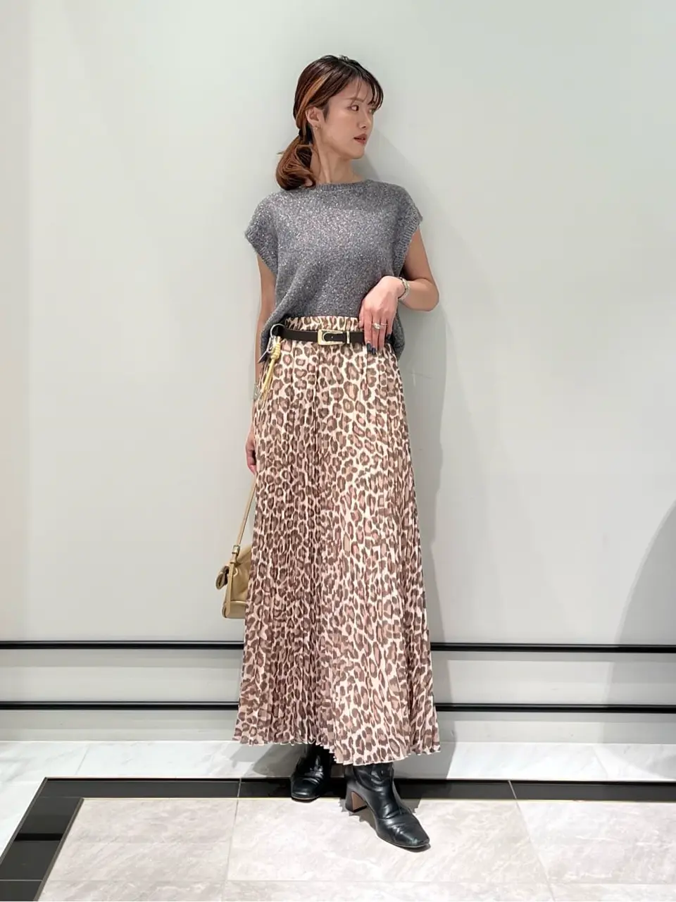 GRACE CONTINENTAL A.Kameyama コーディネート画像