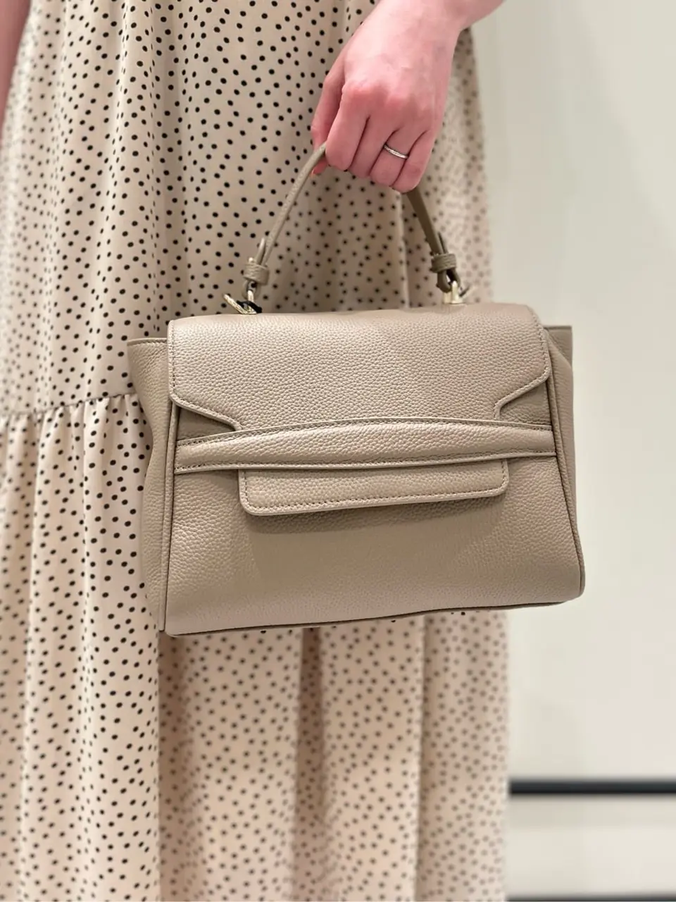 GRACE CONTINENTAL Taura コーディネート画像