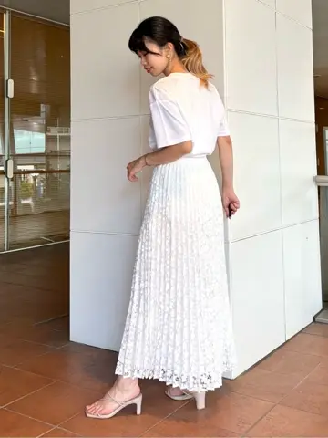 GRACE CONTINENTAL FUKUSHIMA YURIE コーディネート画像