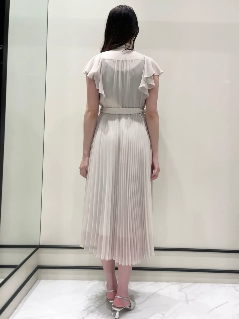 GRACE CONTINENTAL Hotei コーディネート画像