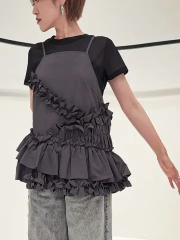 GRACE CONTINENTAL 今野　志保 コーディネート画像