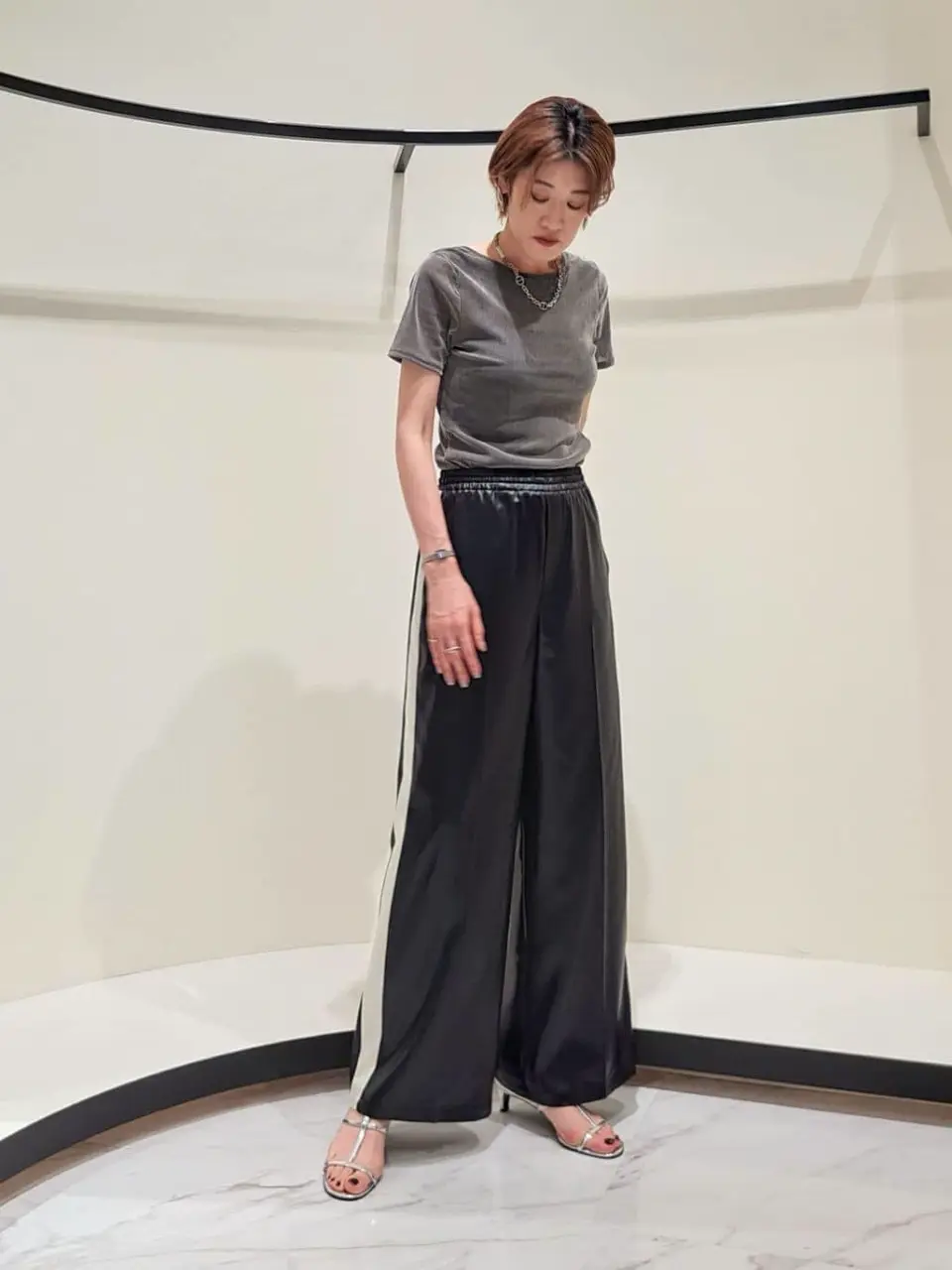 GRACE CONTINENTAL 今野　志保 コーディネート画像