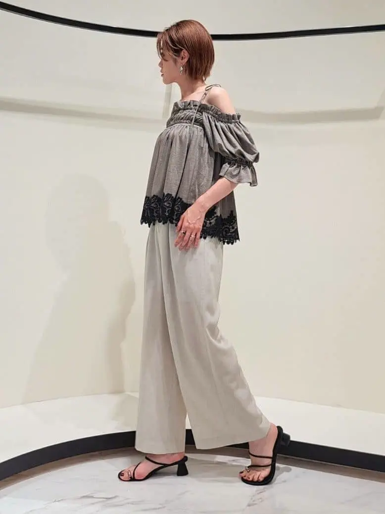 GRACE CONTINENTAL 今野　志保 コーディネート画像