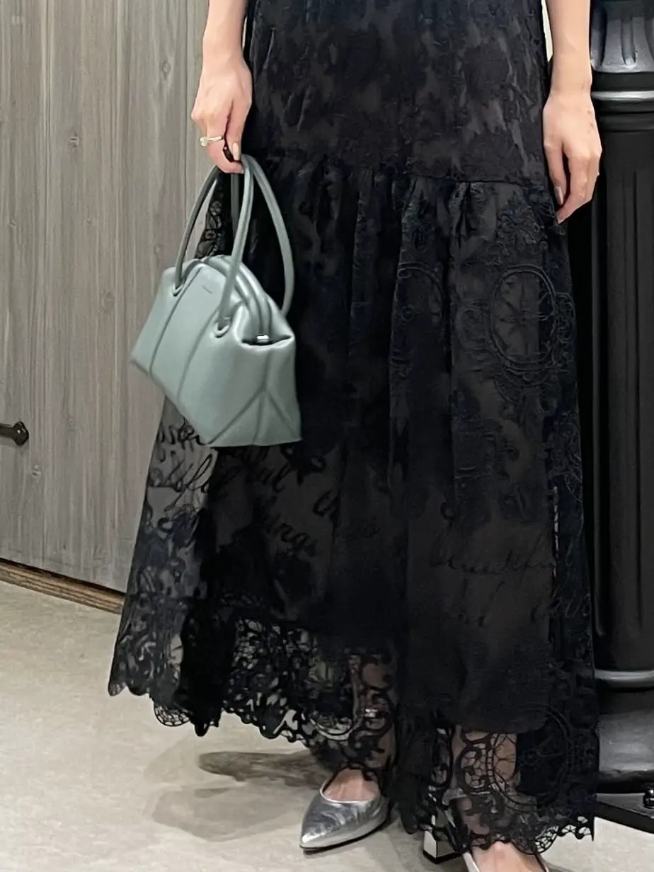 GRACE CONTINENTAL minami コーディネート画像