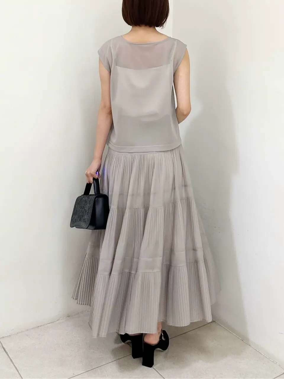 GRACE CONTINENTAL MORITA AI コーディネート画像