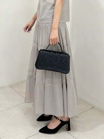 GRACE CONTINENTAL MORITA AI コーディネート画像